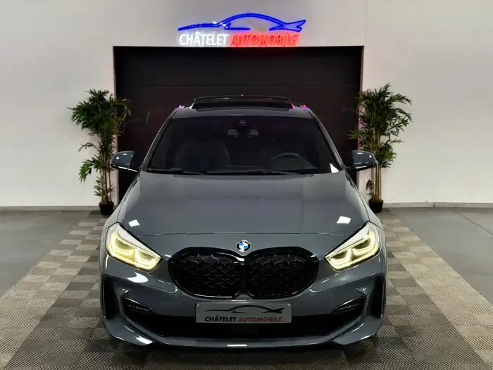 BMW 118 photo 2