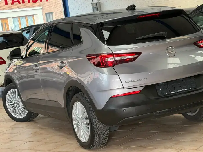 Opel Grandland X photo 5