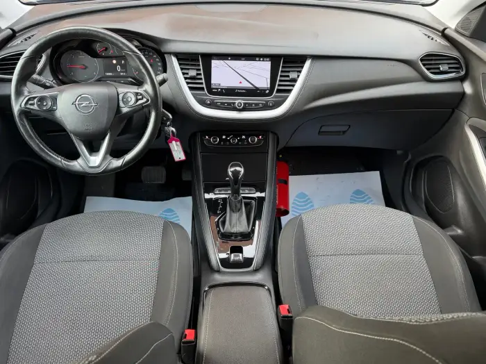 Opel Grandland X photo 13