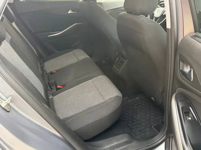 Opel Grandland X photo 23