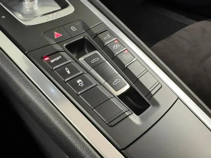 Porsche 718, photo 18