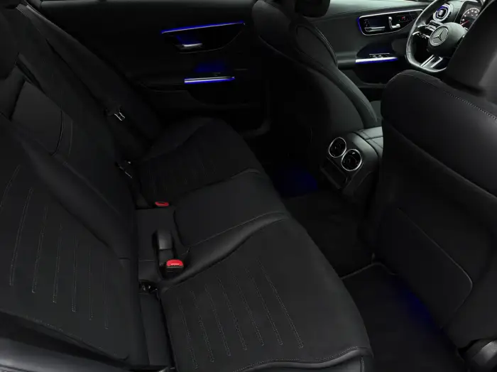 Mercedes-Benz C 200, photo 14