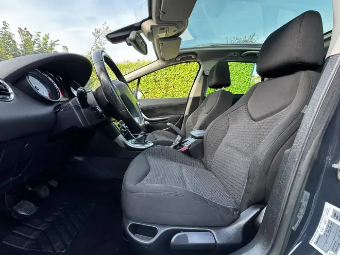 Peugeot 308, photo 21