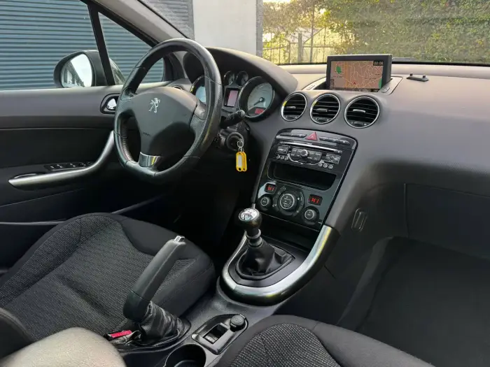 Peugeot 308, photo 9
