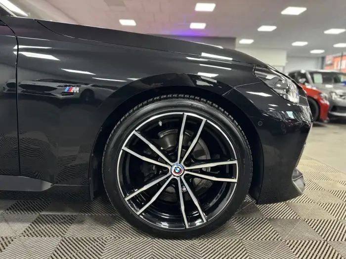 BMW 218, photo 9