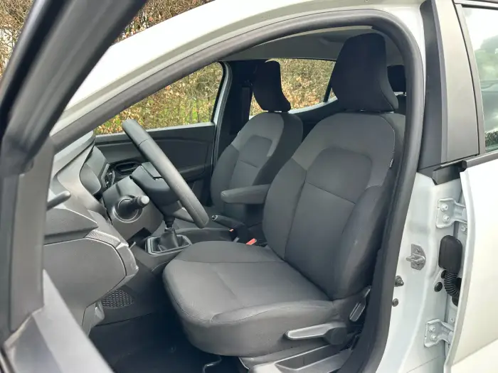 Dacia Sandero, photo 10