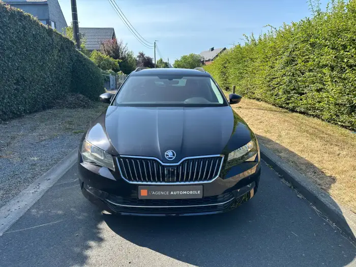 Skoda Superb, photo 3