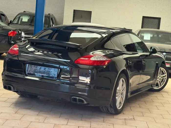 Porsche Panamera foto 11