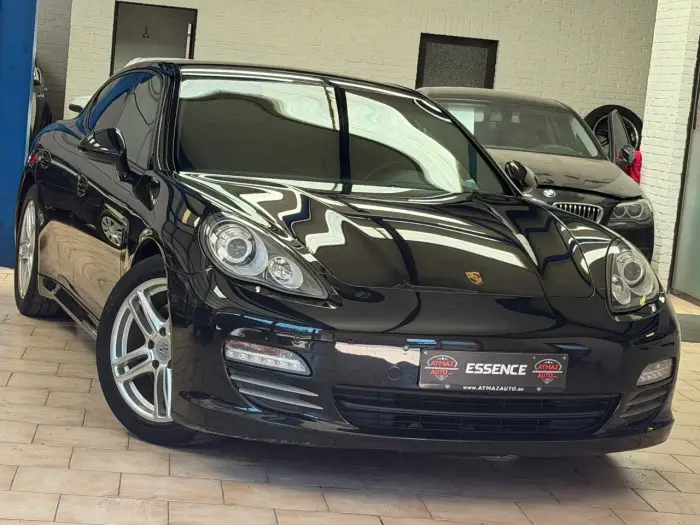 Porsche Panamera foto 1