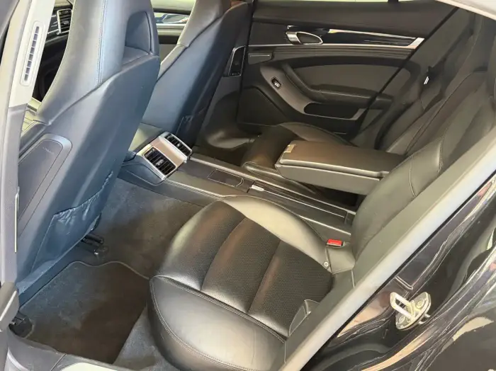 Porsche Panamera foto 19