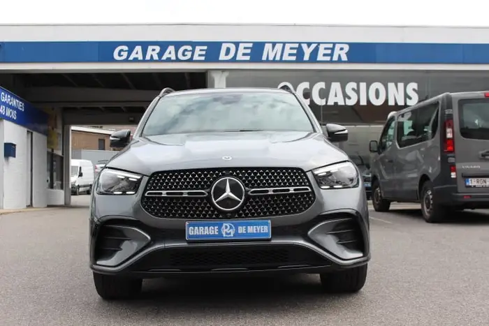 Mercedes-Benz GLC 300 foto 2