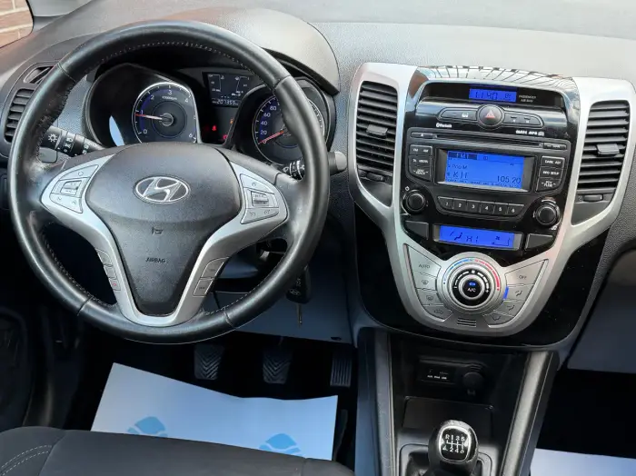 Hyundai iX20 photo 14