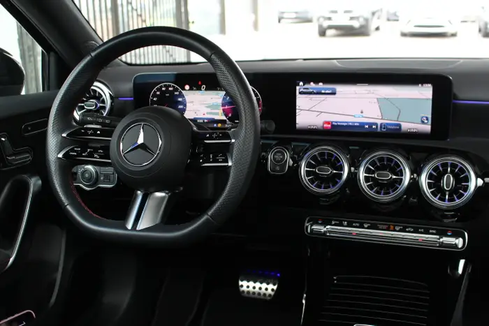Mercedes-Benz A 180 foto 8